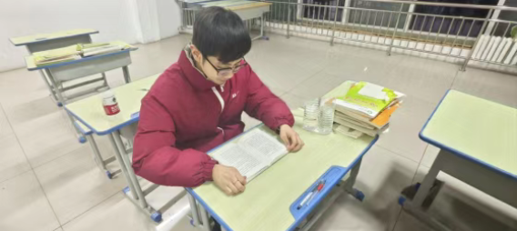 书韵校园・学生荐书 | 《学会提问》